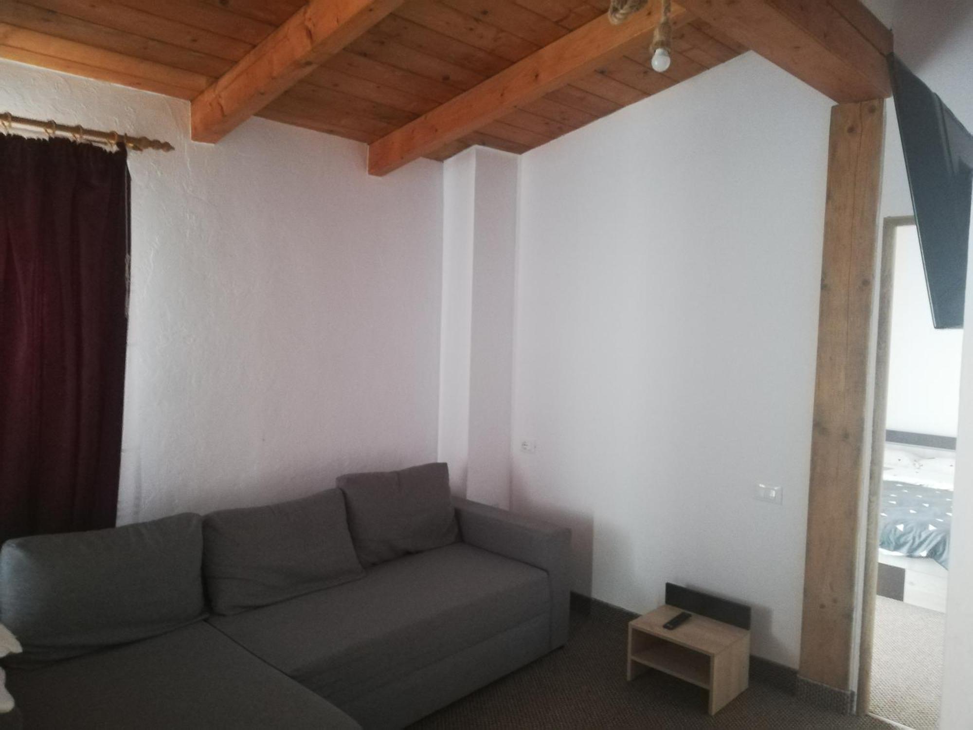 Pensiune Stirbu Borşa Oda fotoğraf