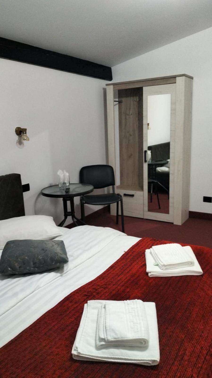 Pensiune Stirbu Borşa Oda fotoğraf