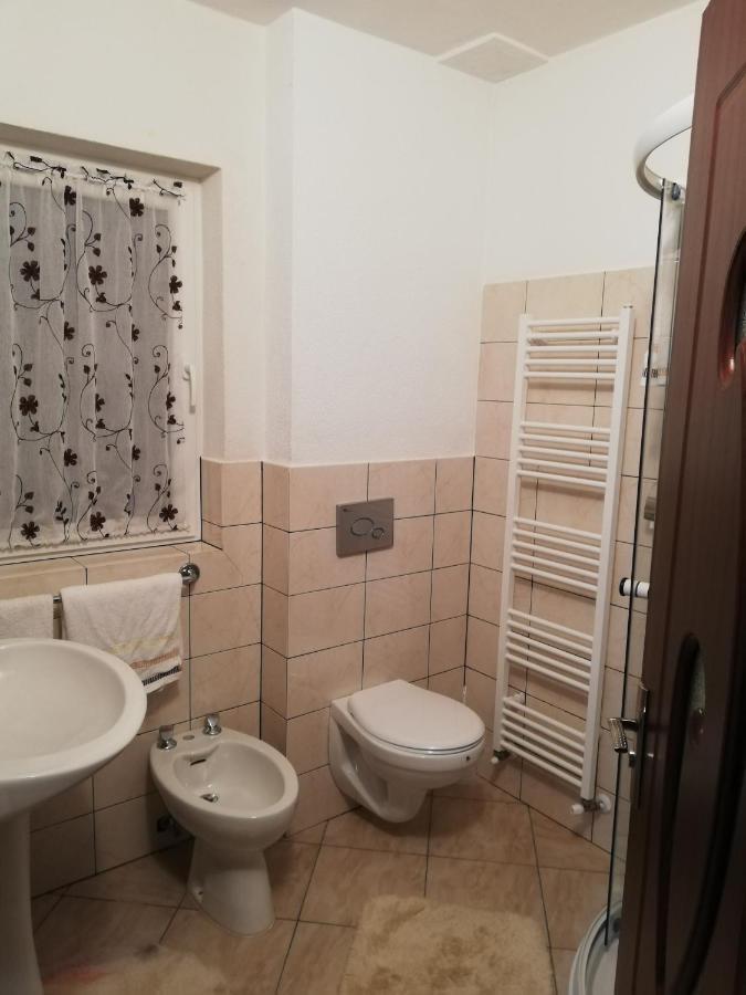 Pensiune Stirbu Borşa Oda fotoğraf